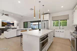 8372 E San Salvador Dr, Scottsdale, AZ 85258 - Photo 10