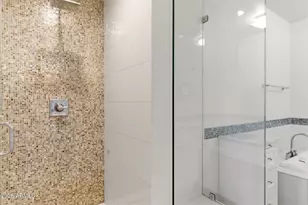 8372 E San Salvador Dr, Scottsdale, AZ 85258 - Photo 18