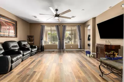 1817 E Beautiful Lane, Phoenix, AZ 85042 - Photo 8