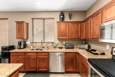 1817 E Beautiful Lane, Phoenix, AZ 85042 - Photo 18