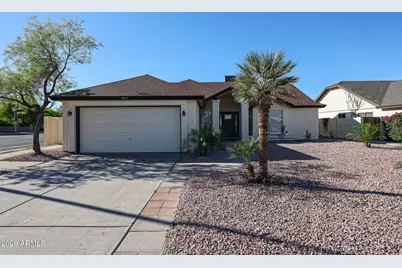 3951 E Waltann Lane, Phoenix, AZ 85032 - Photo 1
