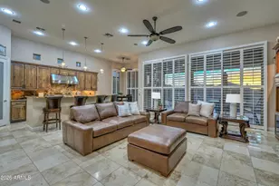 21914 N 36th Way, Phoenix, AZ 85050 - Photo 2