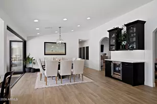 1441 E Caroline Ln, Tempe, AZ 85284 - Photo 10