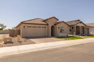 18941 W Monterosa St, Litchfield Park, AZ 85340 - Photo 2
