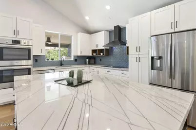 760 N Pineview Drive, Chandler, AZ 85226 - Photo 12