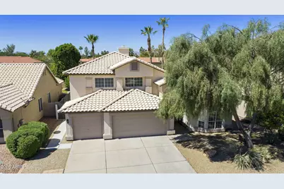 760 N Pineview Drive, Chandler, AZ 85226 - Photo 2