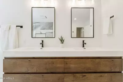 760 N Pineview Drive, Chandler, AZ 85226 - Photo 32