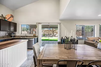 12734 W Cheery Lynn Road, Avondale, AZ 85392 - Photo 4