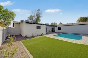 5438 E Avalon Dr, Phoenix, AZ 85018 - Photo 38
