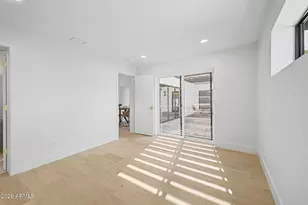 5438 E Avalon Dr, Phoenix, AZ 85018 - Photo 26