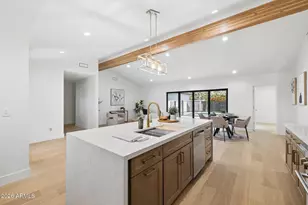5438 E Avalon Dr, Phoenix, AZ 85018 - Photo 8