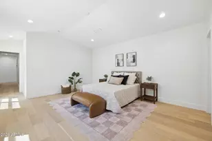5438 E Avalon Dr, Phoenix, AZ 85018 - Photo 18
