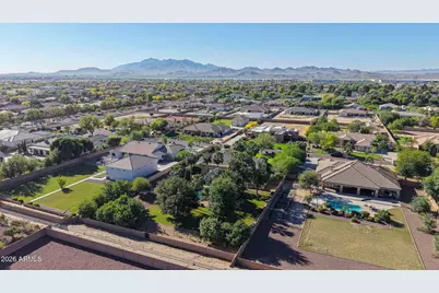 16394 W Hilton Avenue, Goodyear, AZ 85338 - Photo 104