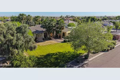 16394 W Hilton Avenue, Goodyear, AZ 85338 - Photo 92