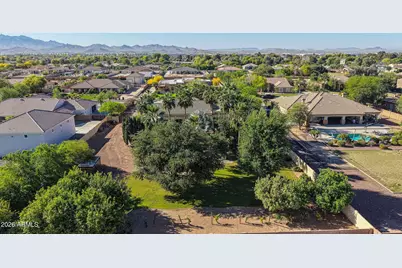 16394 W Hilton Avenue, Goodyear, AZ 85338 - Photo 102