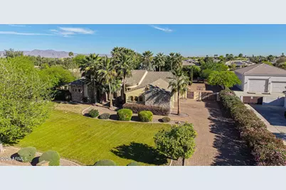 16394 W Hilton Avenue, Goodyear, AZ 85338 - Photo 96