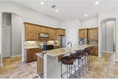 16394 W Hilton Avenue, Goodyear, AZ 85338 - Photo 32