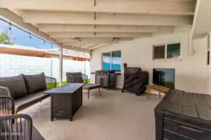 3038 E Avalon Dr, Phoenix, AZ 85016 - Photo 40