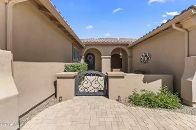 3664 E Horseshoe Drive, Chandler, AZ 85249 - Photo 4
