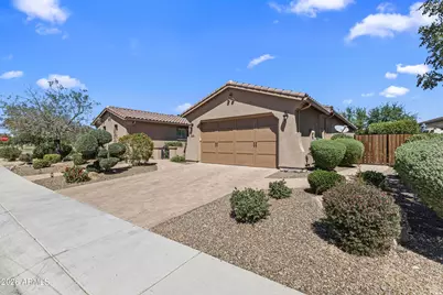 3664 E Horseshoe Drive, Chandler, AZ 85249 - Photo 2