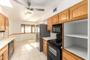 14215 N Tumblebrook Way, Sun City, AZ 85351 - Photo 18