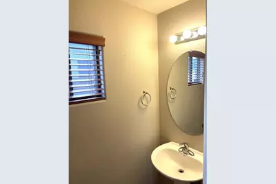 985 E Saddle, San Tan Valley, AZ 85143 - Photo 10