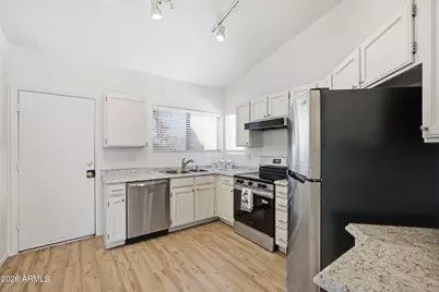 8542 W Oregon Avenue, Glendale, AZ 85305 - Photo 14