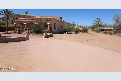14620 W Red Bird Road, Surprise, AZ 85387 - Photo 2
