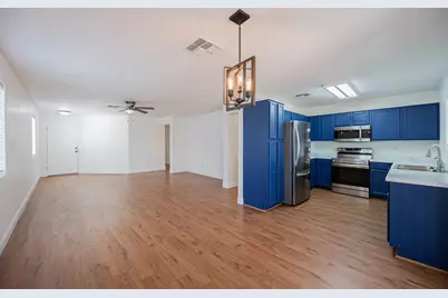 17432 W Calavar Road, Surprise, AZ 85388 - Photo 8