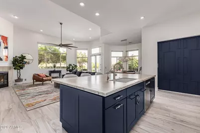 15057 S 6th Place, Phoenix, AZ 85048 - Photo 12