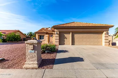10234 E Cedar Waxwing Drive, Sun Lakes, AZ 85248 - Photo 1