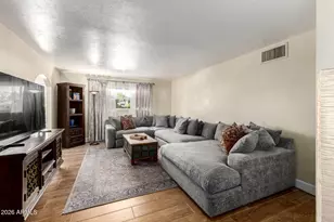 3126 N 42nd St, Phoenix, AZ 85018 - Photo 4