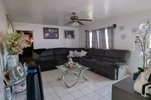 3833 W Taylor St, Phoenix, AZ 85009 - Photo 16