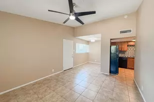 2206 S Granada Dr, Tempe, AZ 85282 - Photo 4