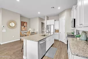 28417 N 20th Ave, Phoenix, AZ 85085 - Photo 14