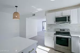 16041 N 31st St, Phoenix, AZ 85032 - Photo 4