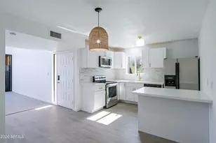 16041 N 31st St, Phoenix, AZ 85032 - Photo 2