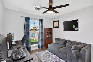 1019 W Wescott Dr, Phoenix, AZ 85027 - Photo 10