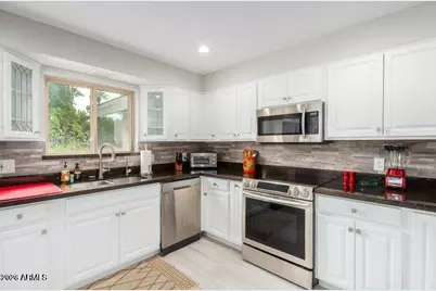 956 Castillo Drive E, Litchfield Park, AZ 85340 - Photo 16