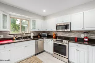 956 Castillo Dr E, Litchfield Park, AZ 85340 - Photo 16