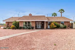 956 Castillo Dr E, Litchfield Park, AZ 85340 - Photo 1