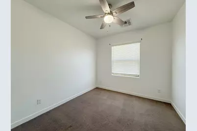 3811 S 64th Drive, Phoenix, AZ 85043 - Photo 8