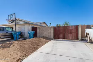 10602 W Avenida Glenrosa St, Phoenix, AZ 85037 - Photo 18