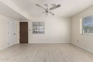 10602 W Avenida Glenrosa St, Phoenix, AZ 85037 - Photo 8