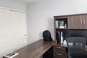 1822 N 77th Glen, Phoenix, AZ 85035 - Photo 10