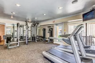 3434 W Danbury Dr, Phoenix, AZ 85053 - Photo 32