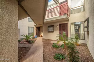 3434 W Danbury Dr, Phoenix, AZ 85053 - Photo 38