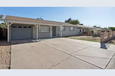 4505 W Crittenden Lane, Phoenix, AZ 85031 - Photo 2