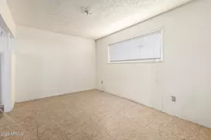 3802 W Alta Vista Rd, Phoenix, AZ 85041 - Photo 14