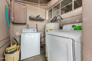 3802 W Alta Vista Rd, Phoenix, AZ 85041 - Photo 18